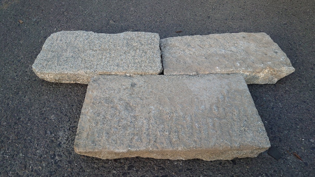 古板石 ノミギリ仕上げ | 造園資材館