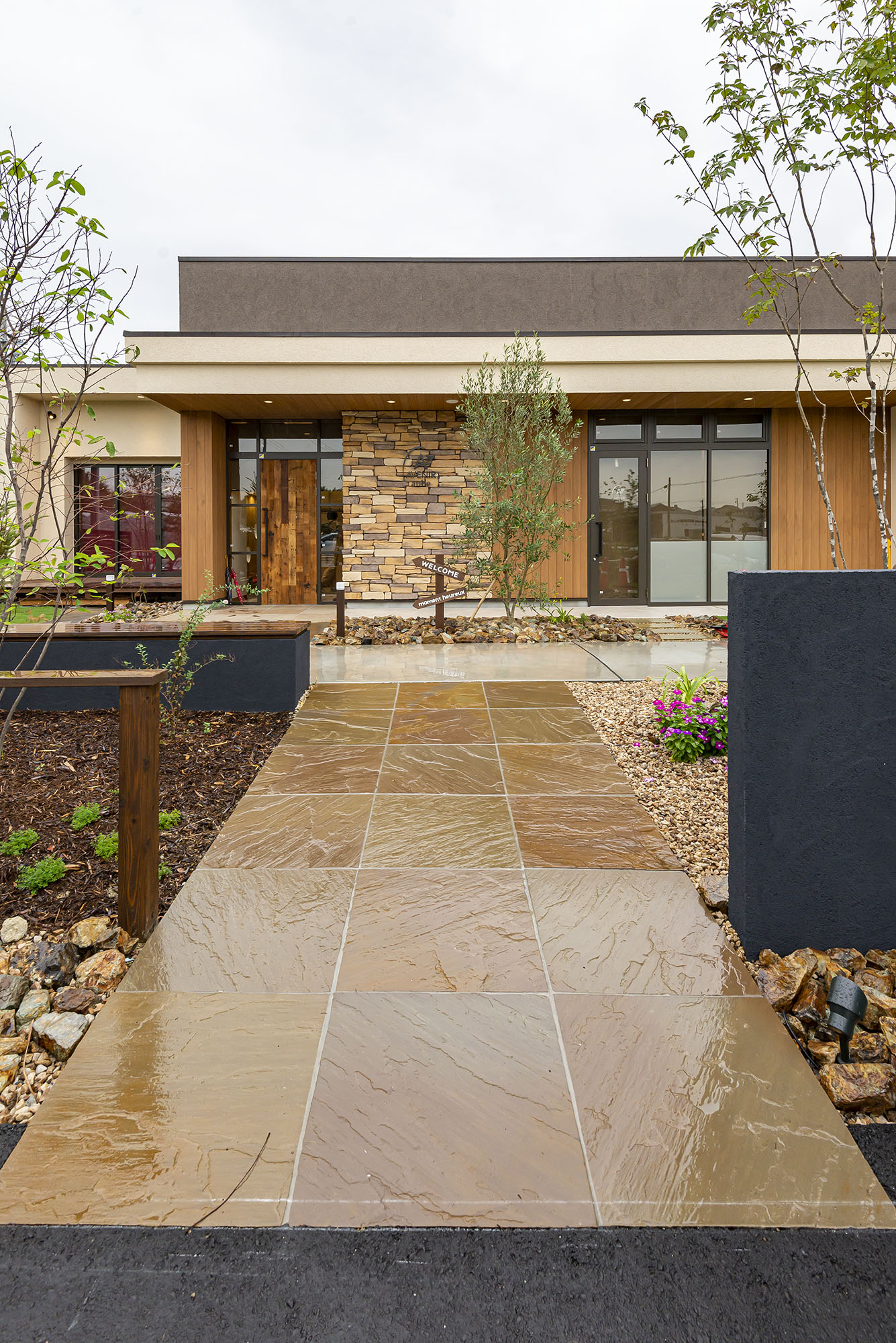 ヴィスタストーン サンドフラッグ ラジグリーン | 造園資材館