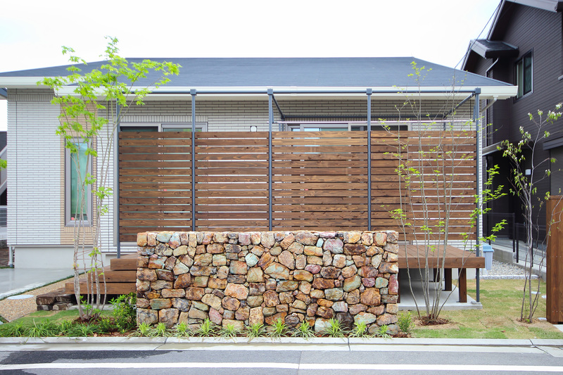 鵜沼砕石 チャート | 造園資材館