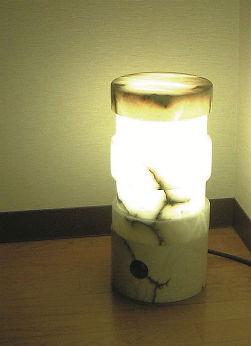 センサー付ガーデンライト アラバスター | 造園資材館